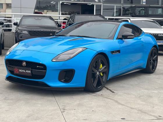 JAGUAR F-TYPE 2.0 P300 GASOLINA R-DYNAMIC COUPÉ AUTOMÁTICO